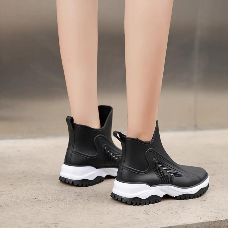 Rain boots women's fashion, rain shoes short tube summer water shoes waterproof and non-slip kitchen work shoes rainy day women's shoes