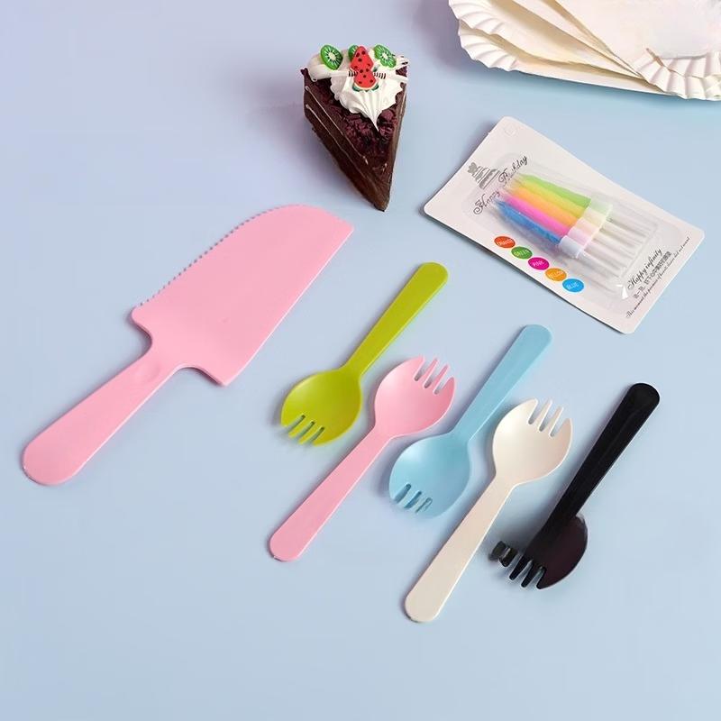 Disposable Birthday Cake Plate & Fork Set