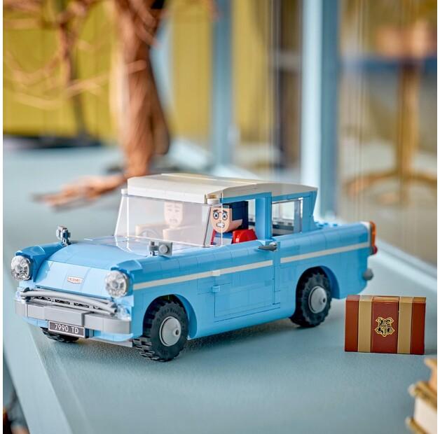 Конструктор LEGO Harry Potter 76470 Зачарованный летающий Ford Anglia