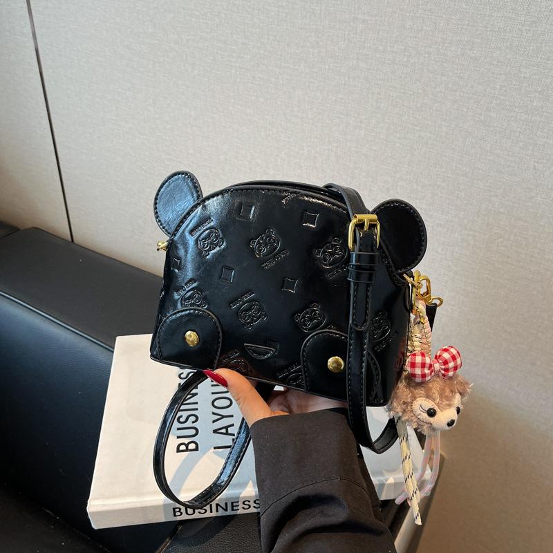 Niche Design Shell Bag Women's New Summer Fashion Commuter Shoulder Bag Versatile Messenger Bag