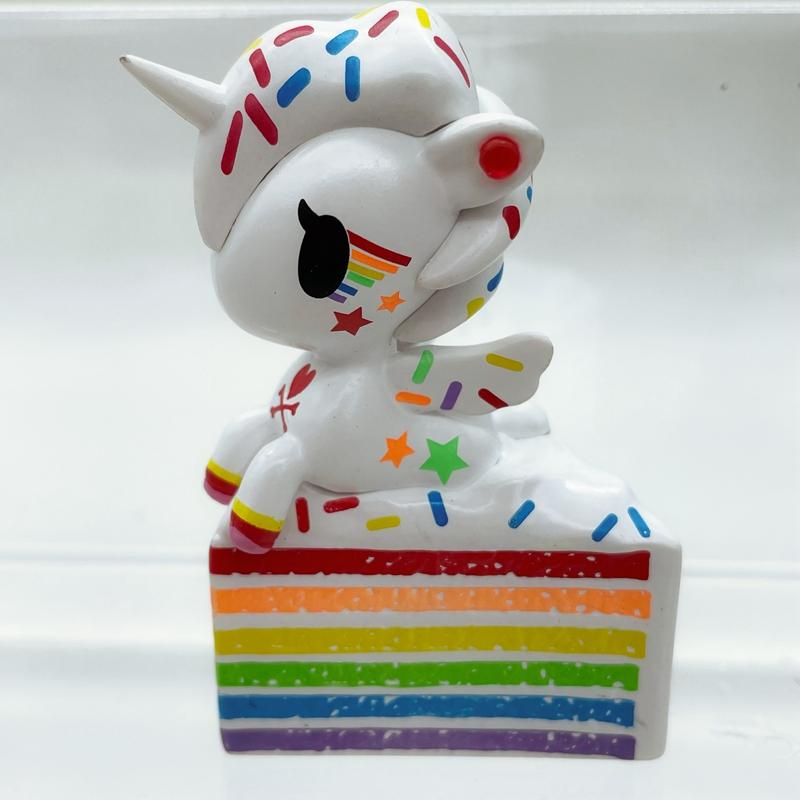 

TokiDoki Єдиноріг Десертна Пригода Пончик Модна Іграшка Дисплейна Фігурка Колекційна Солодкі Ласощі Фантастична Іграшка В Наявності