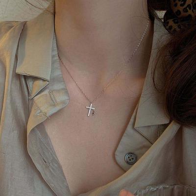 Fashion Simple Silver Color Cross Necklaces for Women Light Luxury Design Metal Zircon Geometric Clavicle Chain Choker Jewelry
