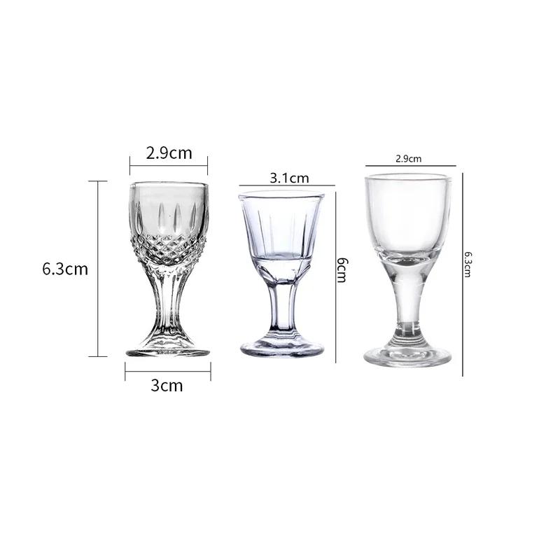 6ks Sady Nádherné Malé Skleničky Elegantní Panáky Baijiu Kalíšky Párty Průhledné Skleničky na Destiláty Vinné Potřeby Barové Sklo