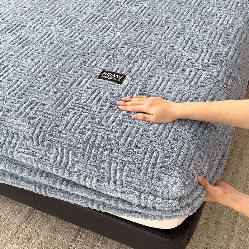 Hot Winter Warm Coral Fleece Fitted Sheet Elastic Mattress Protector Cover Fluffy Plush Bed Linen Couple Double Bed King Size