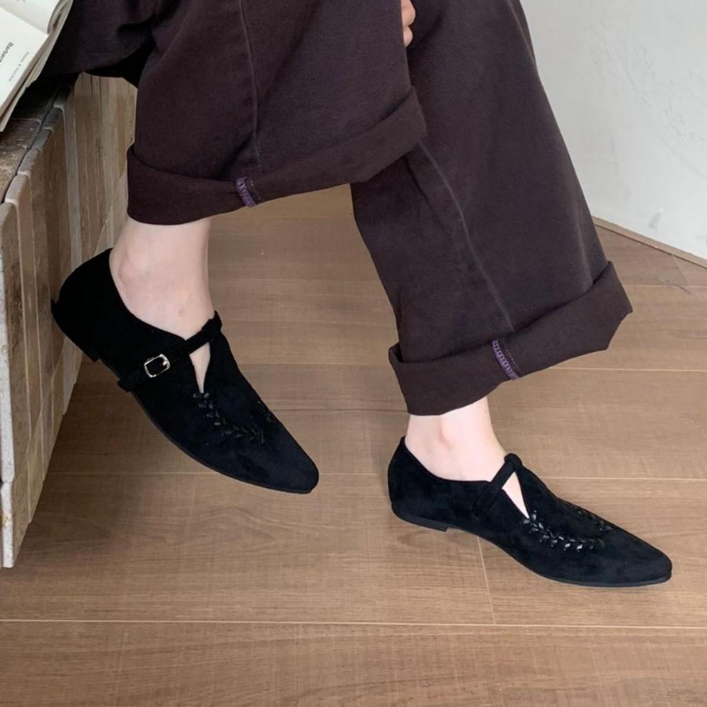 2025 Retro Minimalist Mary Jane Women's Shoes: Spring/Autumn Light Luxury.