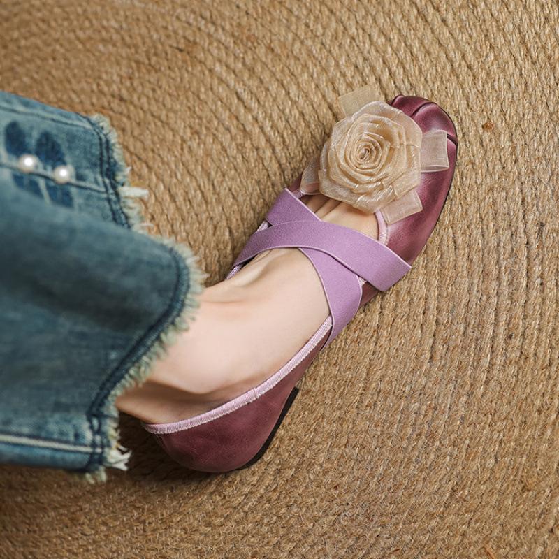 French women's four-season shoes retro casual single shoes spring new light mouth foot cover flower soft sole versatile apricot