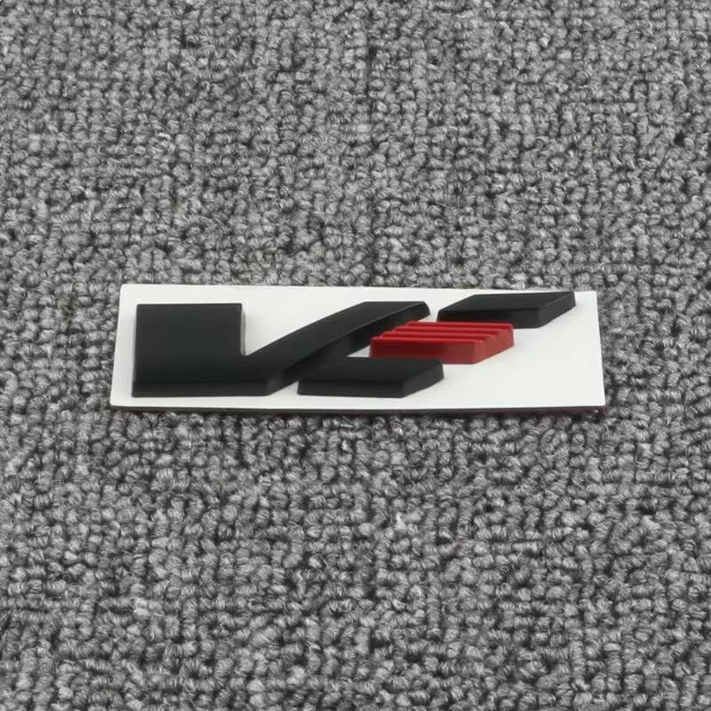 1.8x7cm/2.3x5.8cm Metal Emblem Car Sticker suitable for Cadillac Sport V Logo XT4 XT5 XT6 CT4 CT5 CT6 Performance Logo Stickers