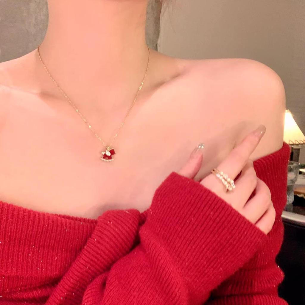 Red Cubic Zirconia Wooden Horse Necklace for Women - Elegant Luxury Choker with Exquisite Clavicle and Sweater Chain Design.