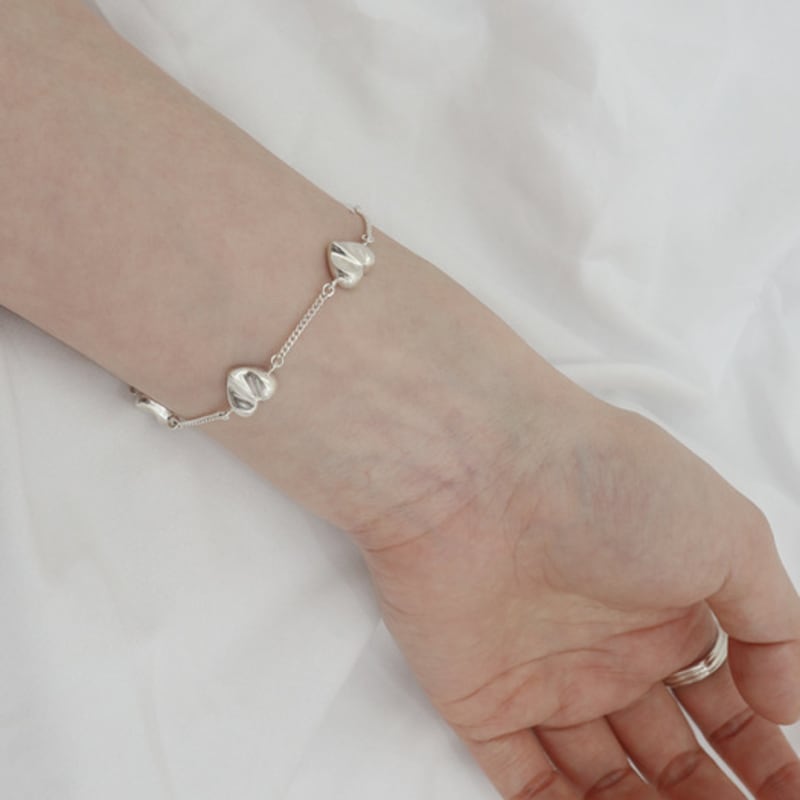 

SUIOVE Heart wave chain Bracelet 18cm (extension chain 2cm)