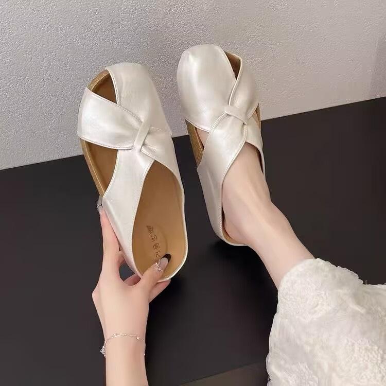 Feenwind~ Baotou Halbschuhe Mädchen 2025 Sommer neu flacher Boden weicher Boden Temperament ein Fuß kühle Hausschuhe Damenschuhe Tide