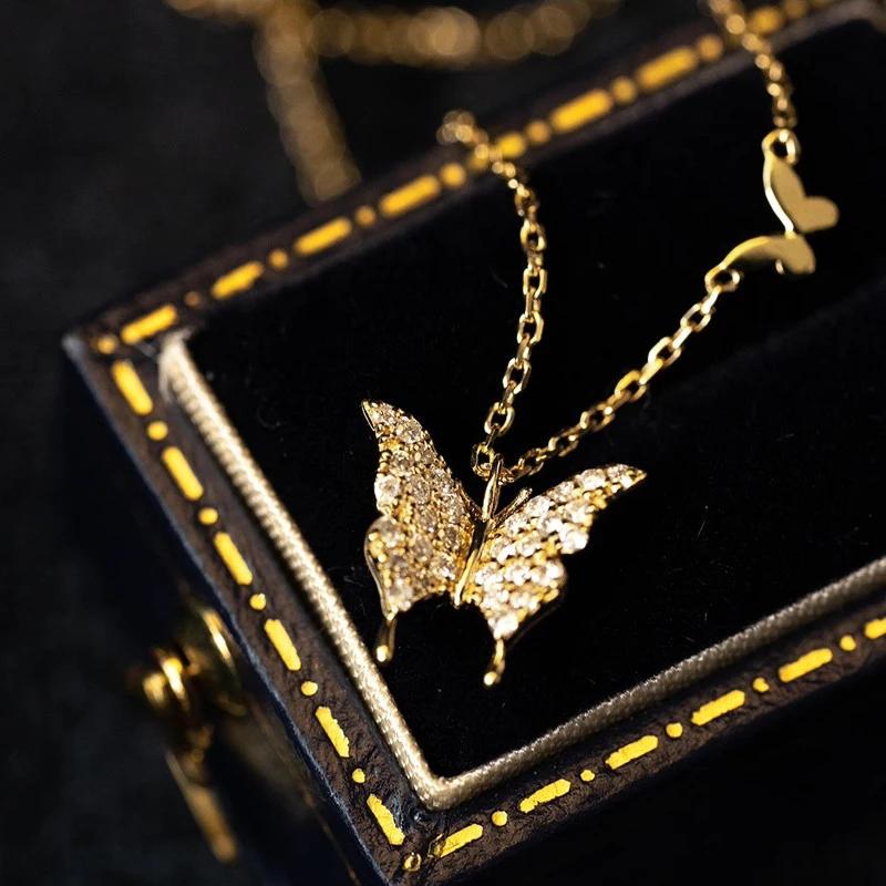Huitan Luxurious Creative Butterfly Pendant Necklace Female Romantic Delicate Neck Accessories Graceful Wedding Bridal Jewelry
