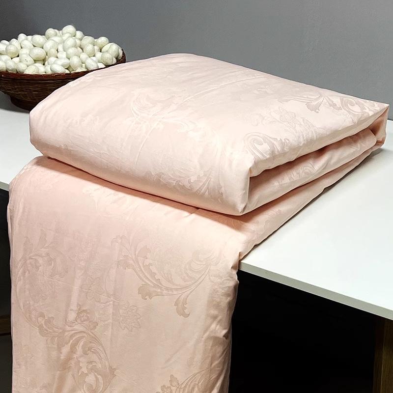Mulberry Silk & Cotton Quilt: All-Season Air Conditioner Comforter