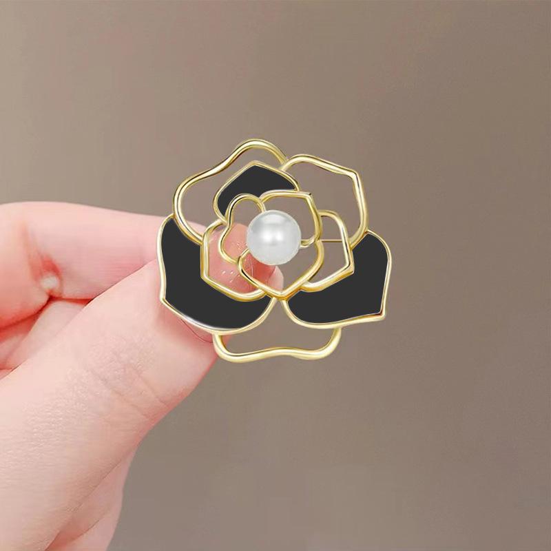 Blume Schmetterling Brosche, Modische High-End Herren- und Damen Anti-Rutsch Nadel Accessoire Geschenk