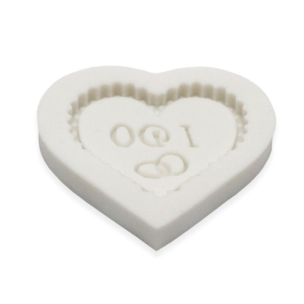 2pcs Silicone Wedding Chocolate Molds White Wedding Candy Molds Heart Fondant Molds  Cake Decorating