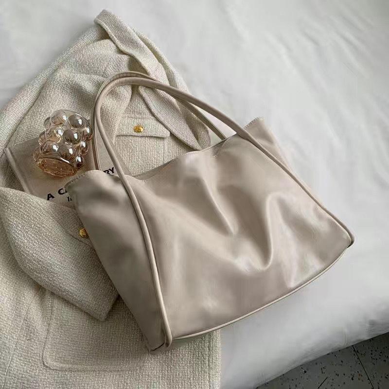 Simple Large Capacity Women's Bag Fashionable Textured Women's Bag Retro Handbag Versatile Shoulder Tote Bag