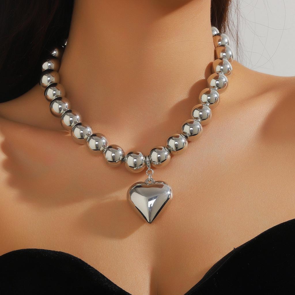 European and American Geometric Exaggerated Large Round Beads Love Pendant Punk Beaded Collar Collarbone Chain Necklace Women