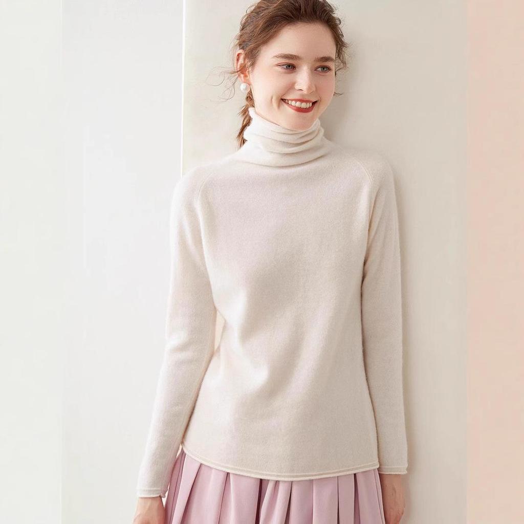 High-End Women's Loose Fit Cashmere Turtleneck Sweater with Rolled Edge