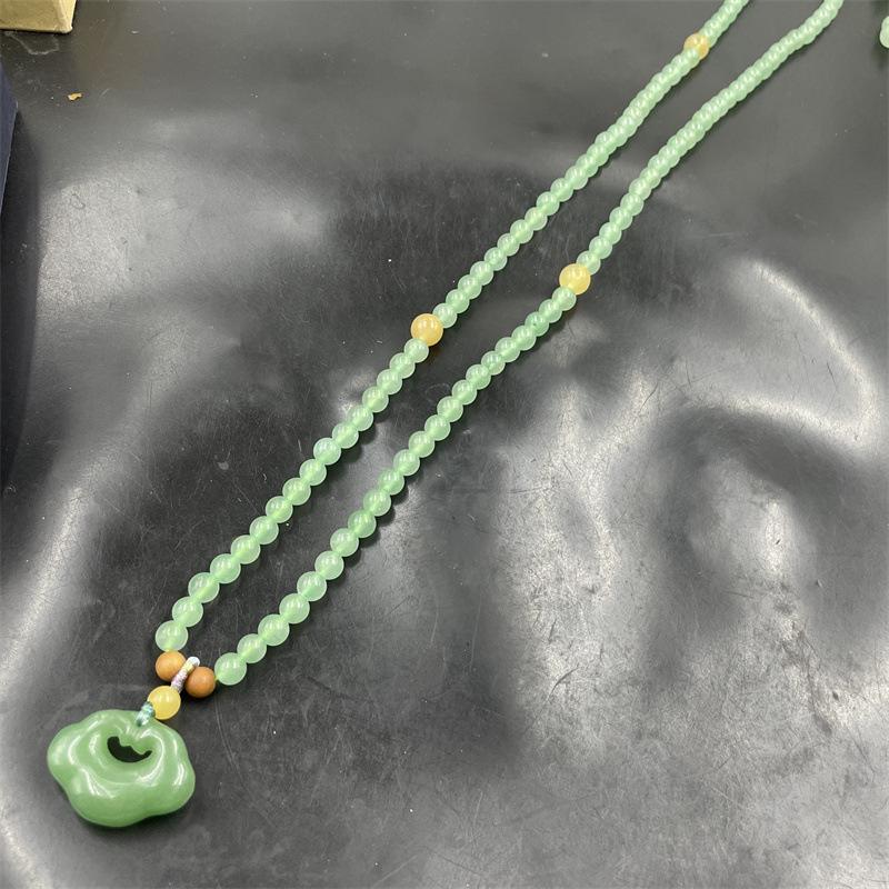 Natural Green Aventurine Cloud Pendant Sweater Chain with Women's Bracelet