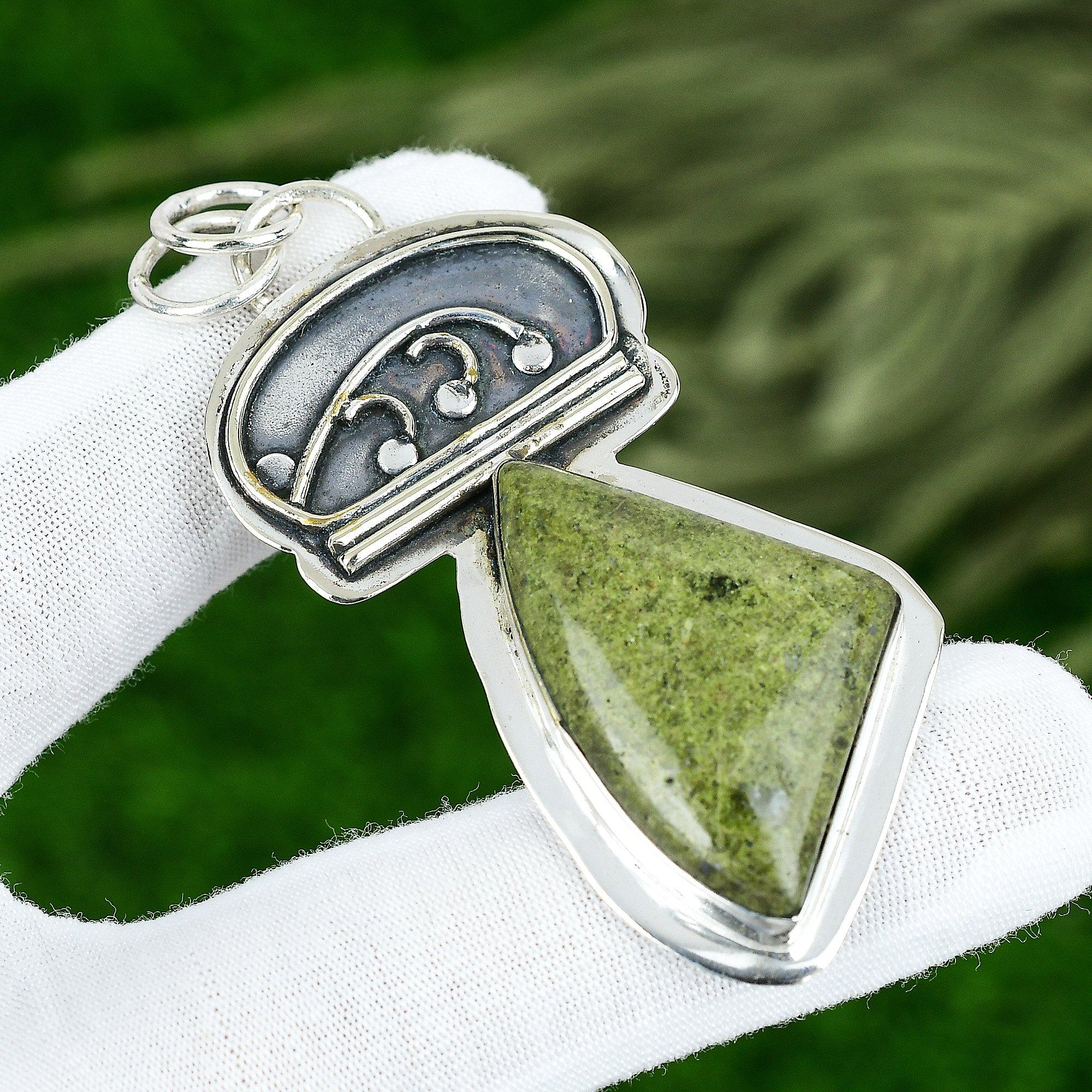 

Sisters Day Sale 925 Sterling Silver Trillion Natural Gogunjula Bezel Pendant