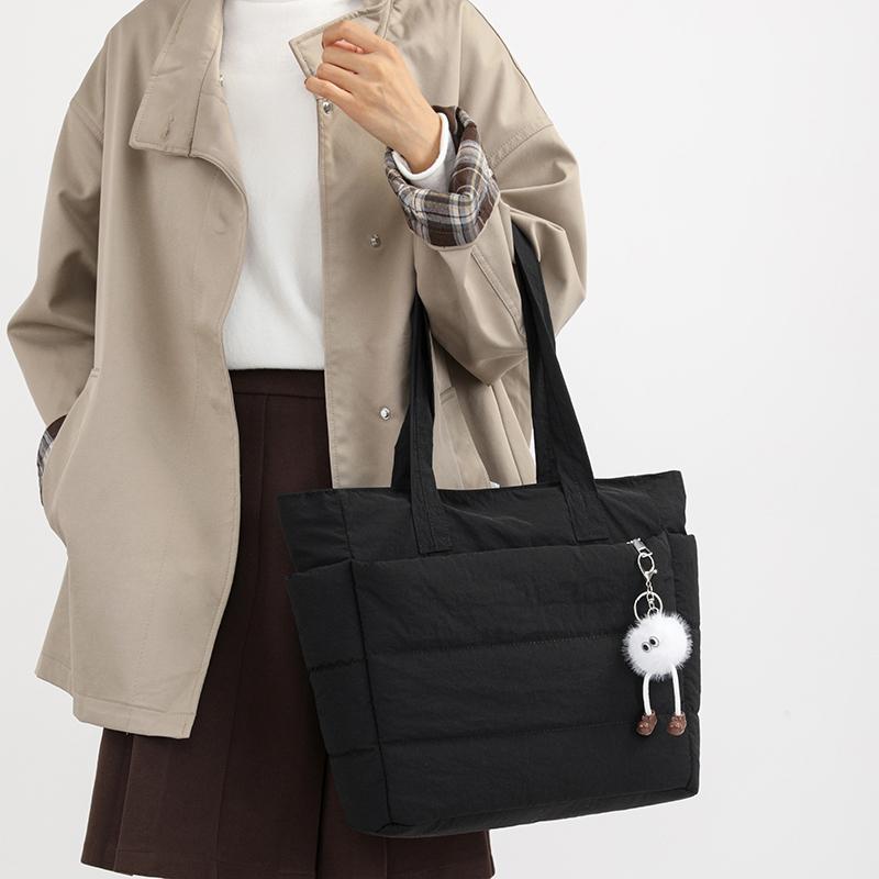 Women's Shoulder Bag Large Capacity Handbag Solid Color Commuter Bag