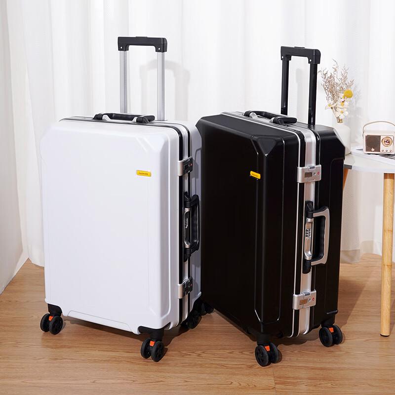 Quiet Spinner Wheel Hardside Luggage 24-inch