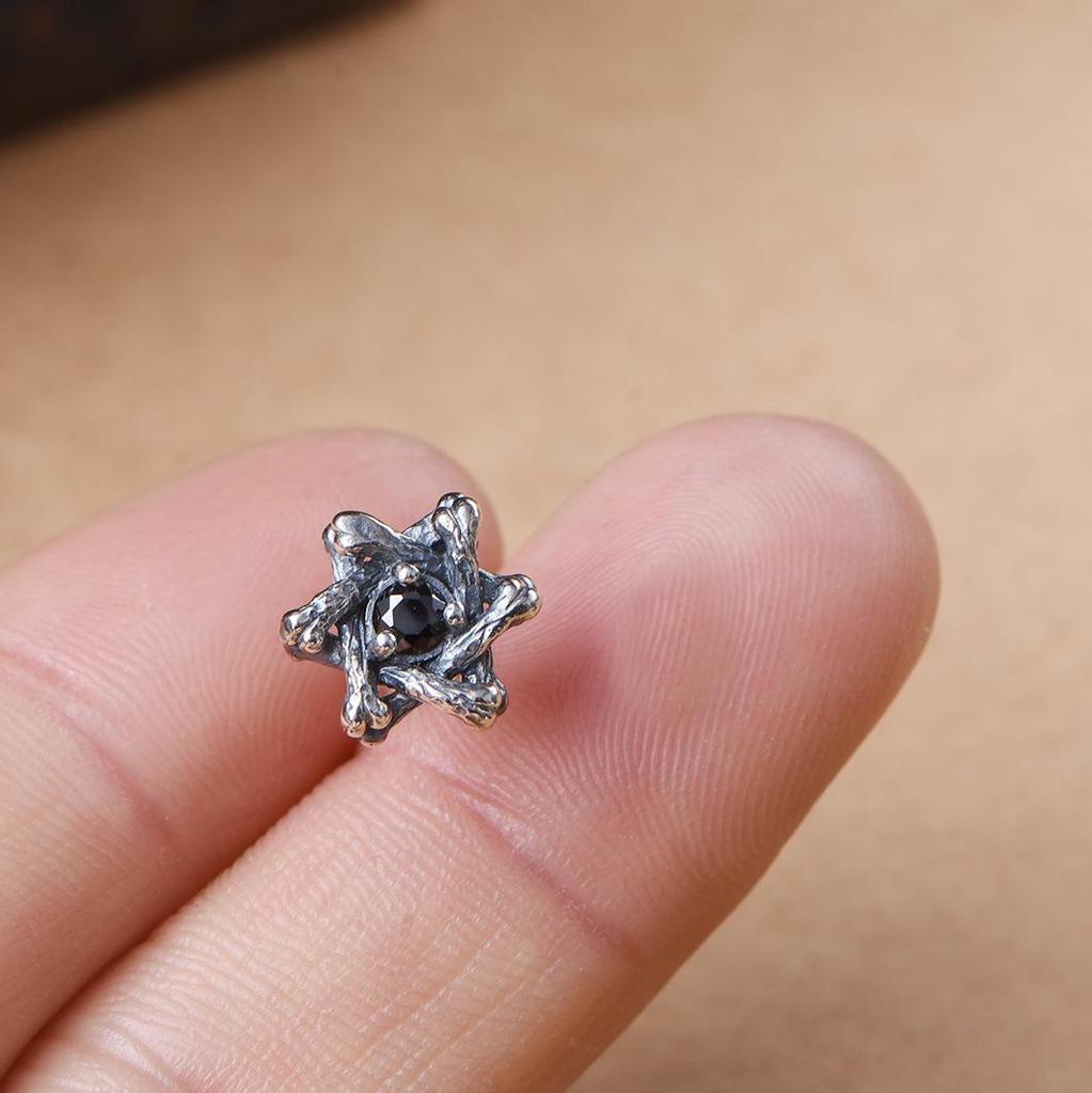 Men's Trendy Black Six-Pointed Star Stud Earrings - Vintage Ear Jewelry