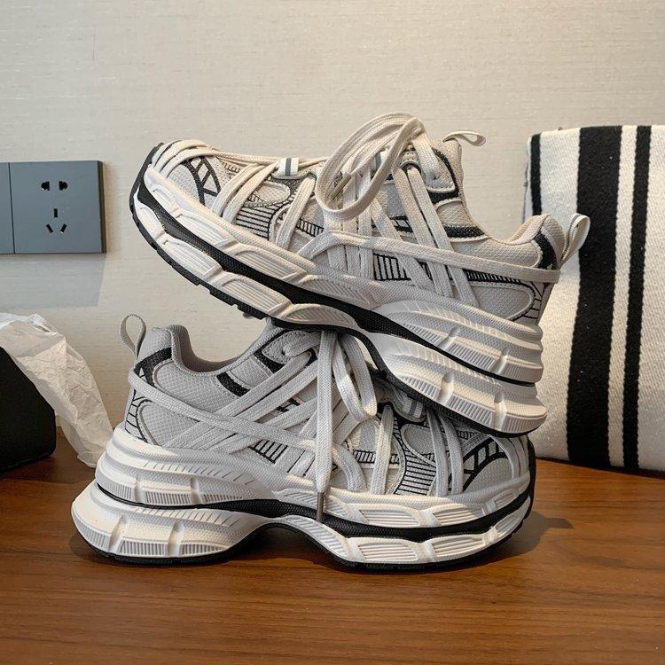 Early autumn shoes women's 2025 new retro versatile casual small platform dad shoes light sports shoes autumn