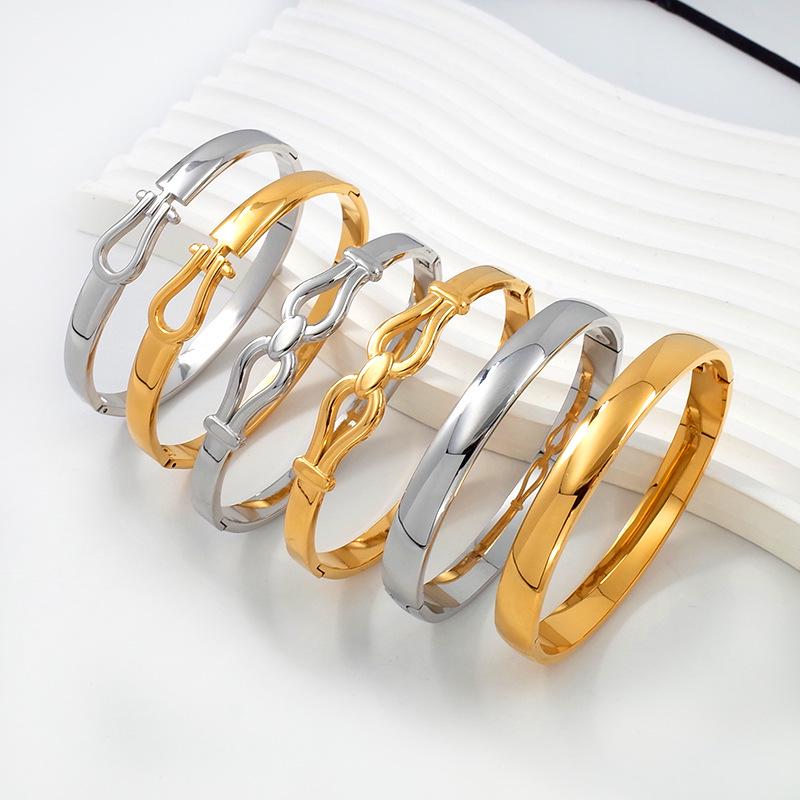 Trendy Titanium Steel Gold-Plated Open Bangle for Women - Elegant, European & American Style, Simple & Versatile Light Luxury Bracelet