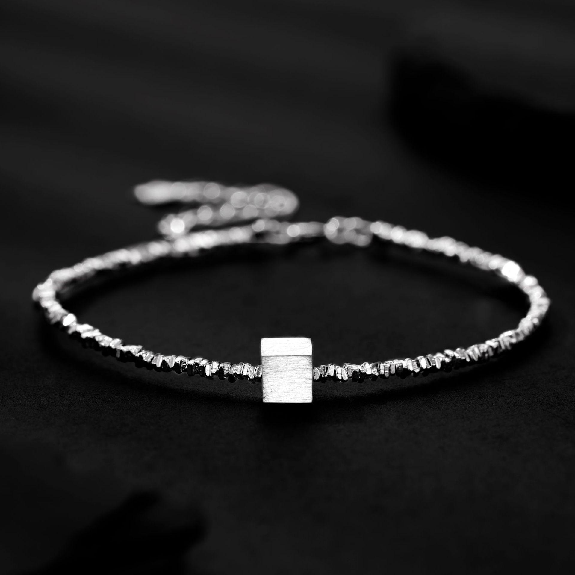 

S925 стерлингового серебра квадратное сломанное серебряное ожерелье женская мода простой квадратный сломанный серебряный браслет несколько таэлей Cheng Huan Ji 925 silver