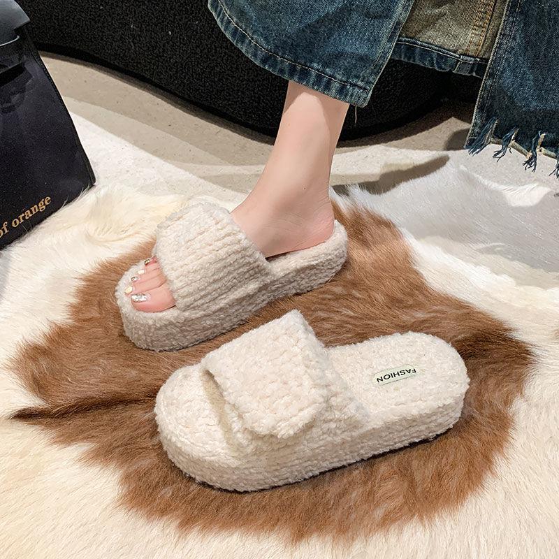 Милые и стильные домашние плюшевые тапочки на толстой подошве для девочек 40 бежевый