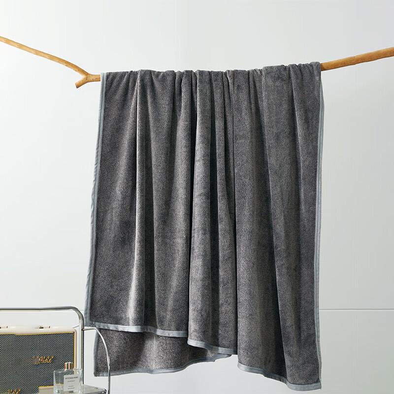 Muji Chenille All-Season Nap Blanket