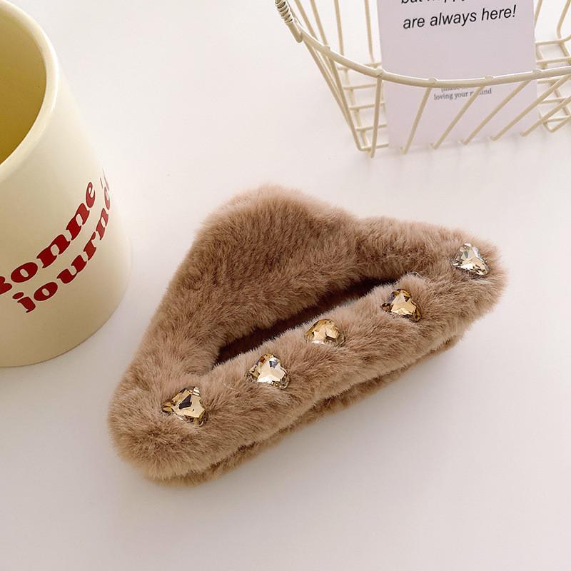 Chic Korean Style Soft Plush Hair Claw Clip With Sparkling Rhinestones For Women