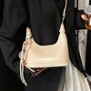 Halvmåneväska Dam Ny Dumplingväska Mångsidig Pendlar Bärbar Axel Messenger-väska