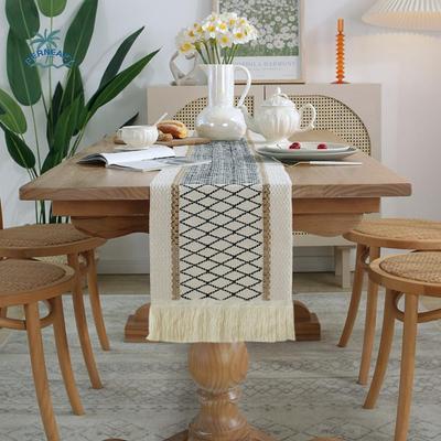 Nordic Style Bohemian Table Runner Cotton and Linen with Tassel Christmas Table Cloth Diamond Pattern Rustic Table Flag