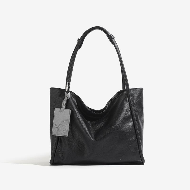 New niche simple black large-capacity tote bag women's summer commuting high-end shoulder bag underarm bag