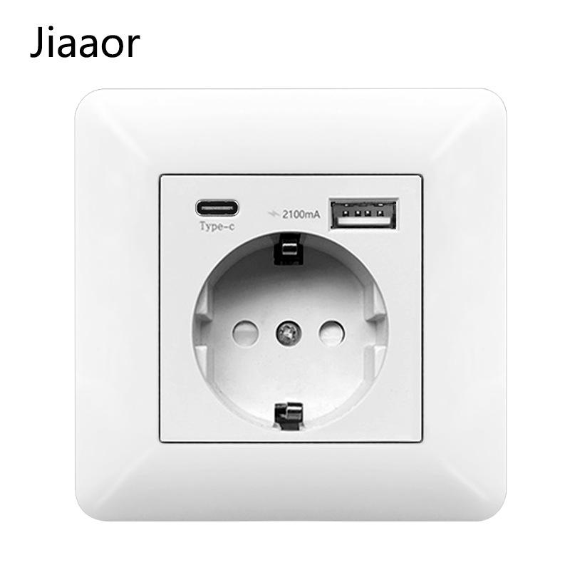 16A White German-Style Double Gang Wall Socket Panel with USB & Type C, European Standard.