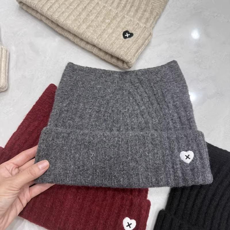 South Korea autumn and winter new striped love embroidered wool hat big head circumference showing face small knitted hat