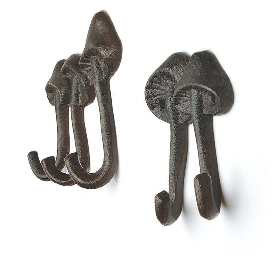 Mushroom Wall Hook Cast Iron Toadstool Key Hanger Nature Inspired Rustic Coat Hook for Entryway Bathroom or Garden Decor