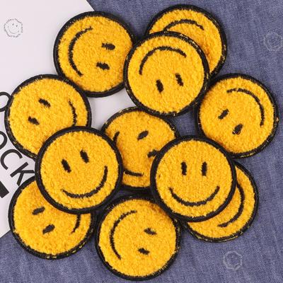 Etiqueta de Bordado Computadorizado Emoji Toalha Bordada Distintivo Etiqueta de Tecido Acessórios de Vestuário Patch Manual Bordado DIY Adesivo de Tecido Bordado
