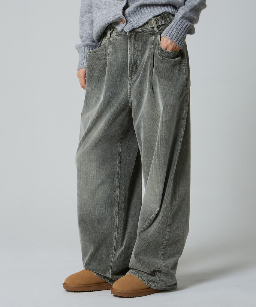 UNKNOWN PLANET Custom One-Pleat Wide Corduroy Pants Washed Khaki