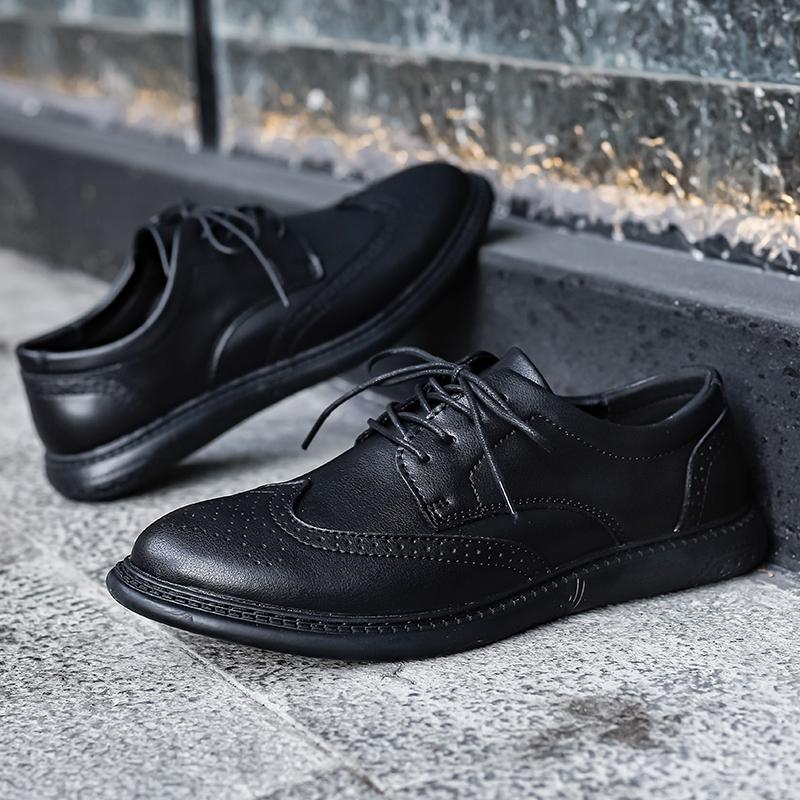 Mode Echtes Leder Herren Freizeitschuhe Handgefertigt Herren Schnürschuhe Outdoor Sneaker Freizeitspaziergang Oxford Schuhe Schlichte Brogue Flats