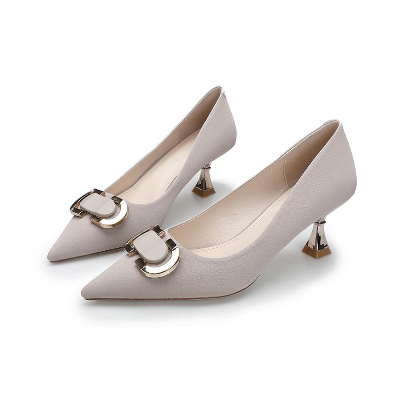 

Женские туфли на высоком каблуке, тонкий каблук, новый темперамент, дизайн в стиле Музы, нишевые туфли-лодочки из мягкой кожи с острым носком, маленький каблук 38 хаки