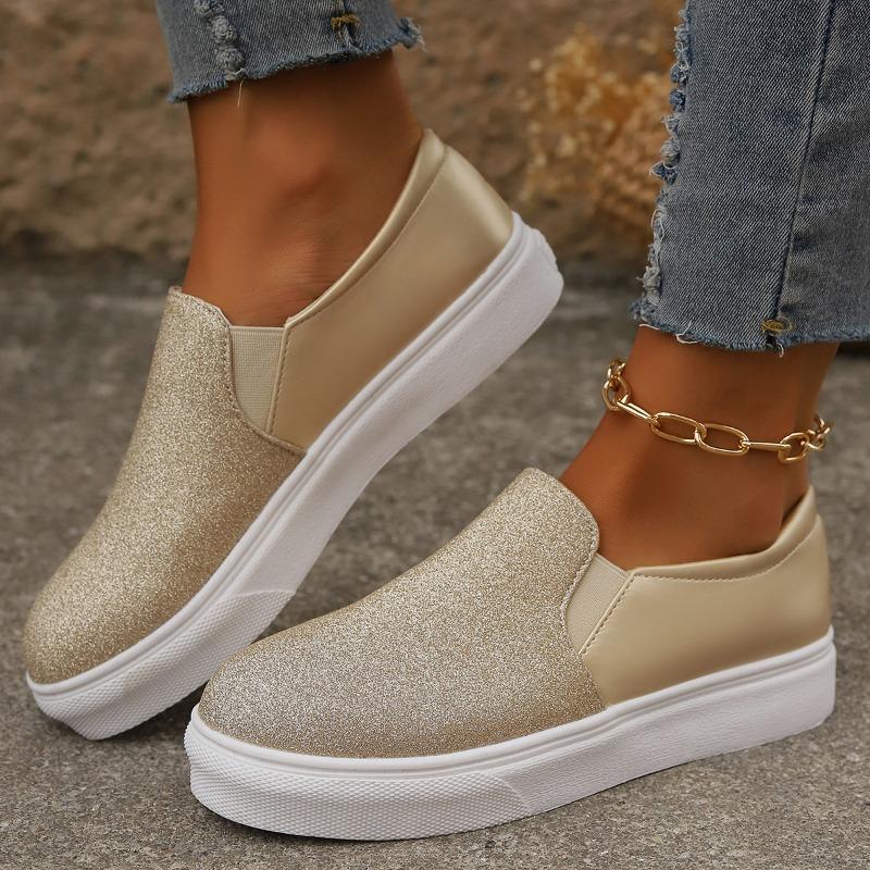 Large-sized Board Shoes Cartoon Low-top Women Wear Flat Elastic Band Single Shoes Outside