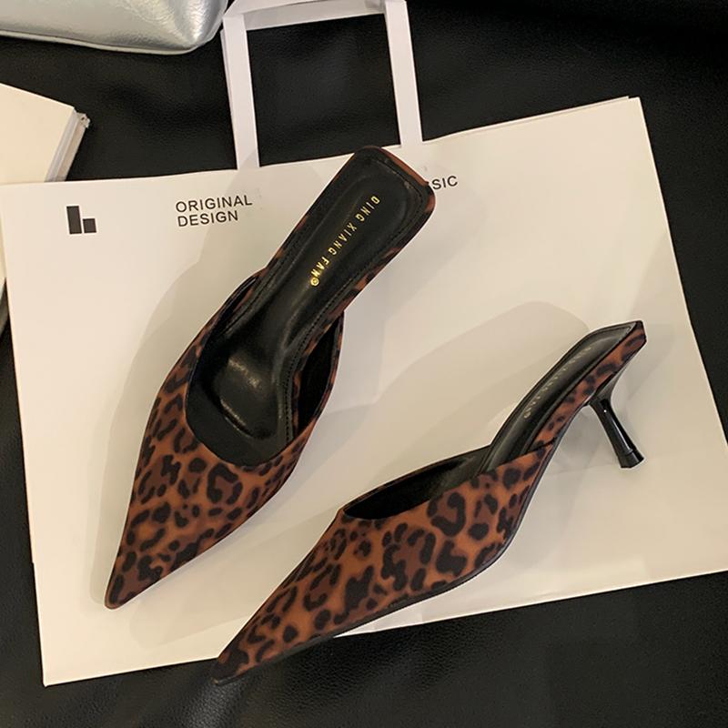 Móda SUOJIALUN 2025 Jaro Nové Dámské Pantofle Módní Špičatá Špička Nazouvací Dámské Elegantní Muly Boty Tenký Vysoký Podpatek Venkovní Šaty Klínek
