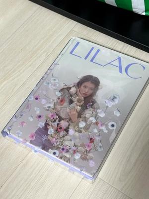 Album Foto IU Lila Folosit