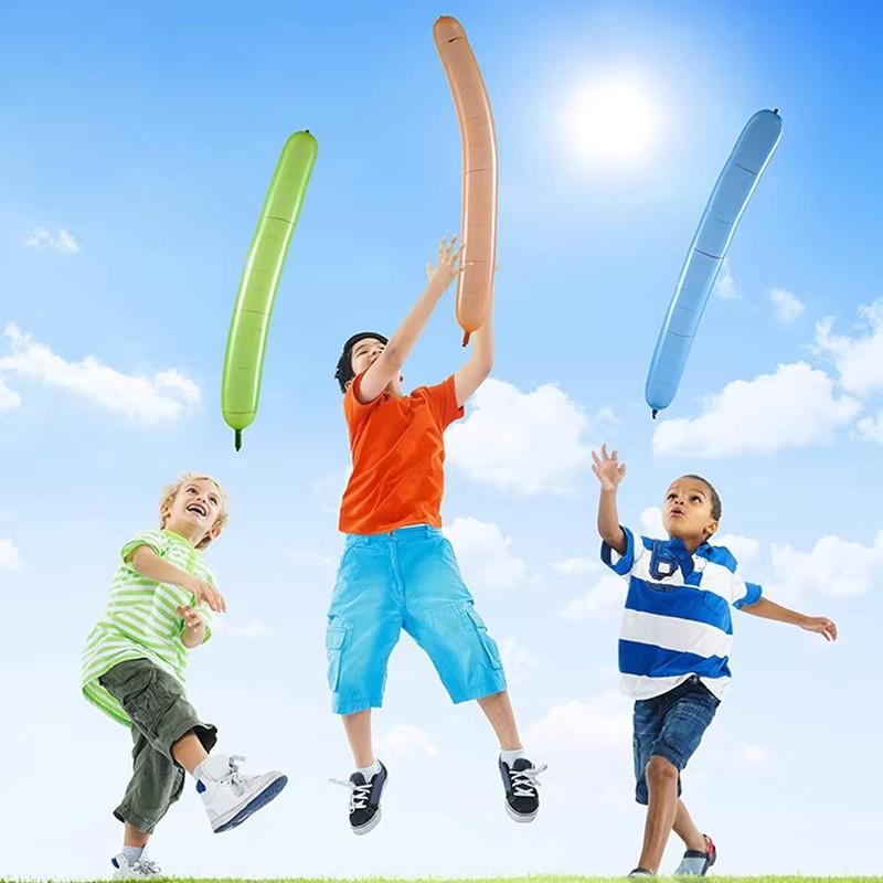 100 Pezzi Palloncini Divertenti a Forma di Razzo Urlando Colori Vivaci Palloncini Razzo Grandi Palloncini con Fischietto Volante Salgono Verso il Cielo Set di Giocattoli per Feste per Bambini