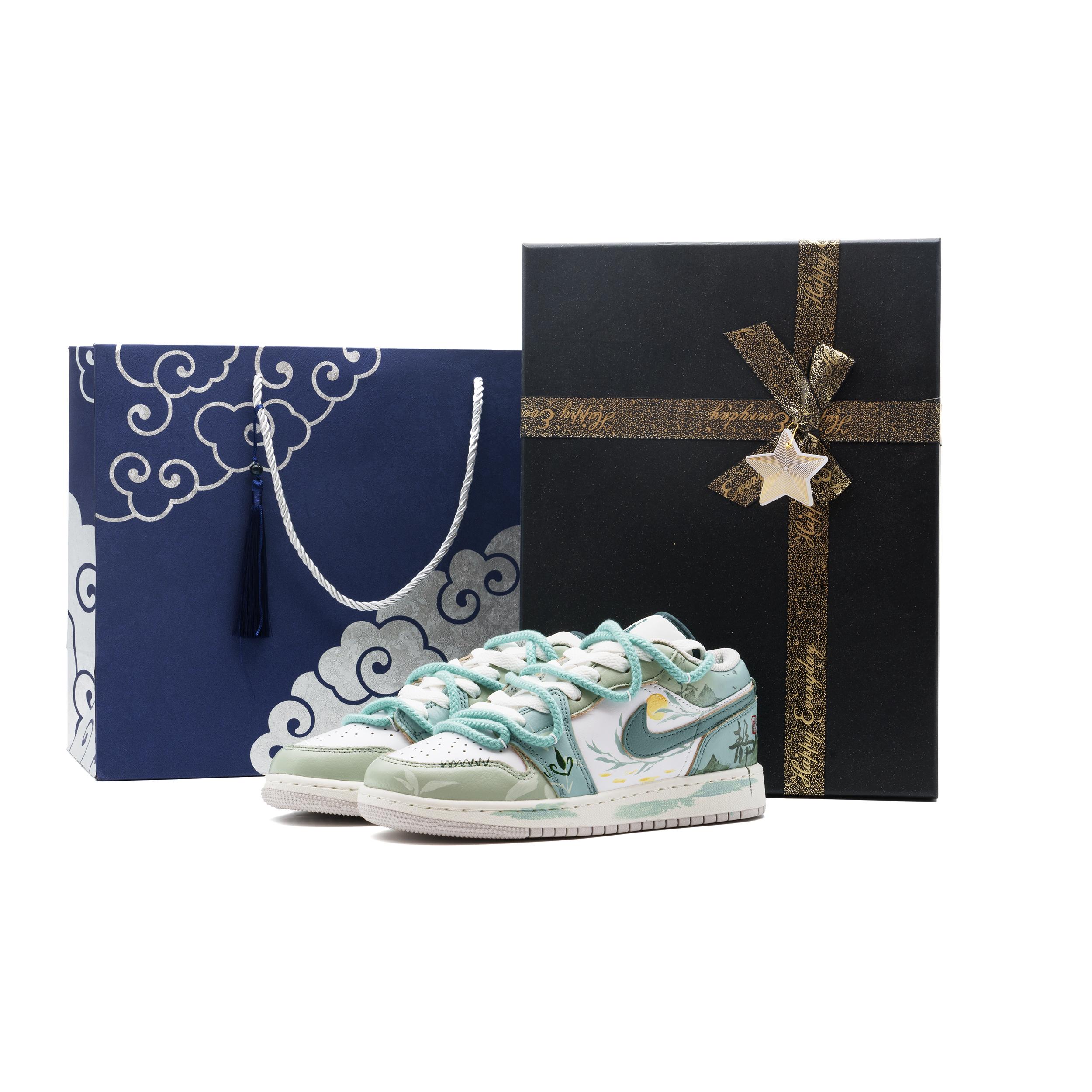 

Jordan Air Jordan 1 Leather Comfortable Cushioning, Wear Resistant Low top Vintage Basketball Shoes Unisex FQ7687-300 (Team1098 SBOX) 36.5