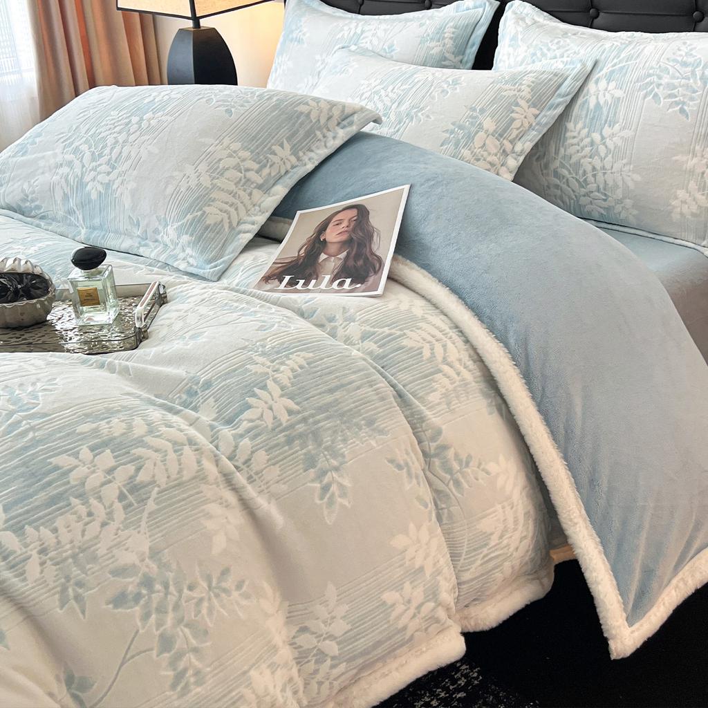 Thickened Milk Fleece Bed Four-Piece Set, Light Luxury High-End Coral Fleece Flannel Quilt Cover, Bed Sheet Three-Piece Set