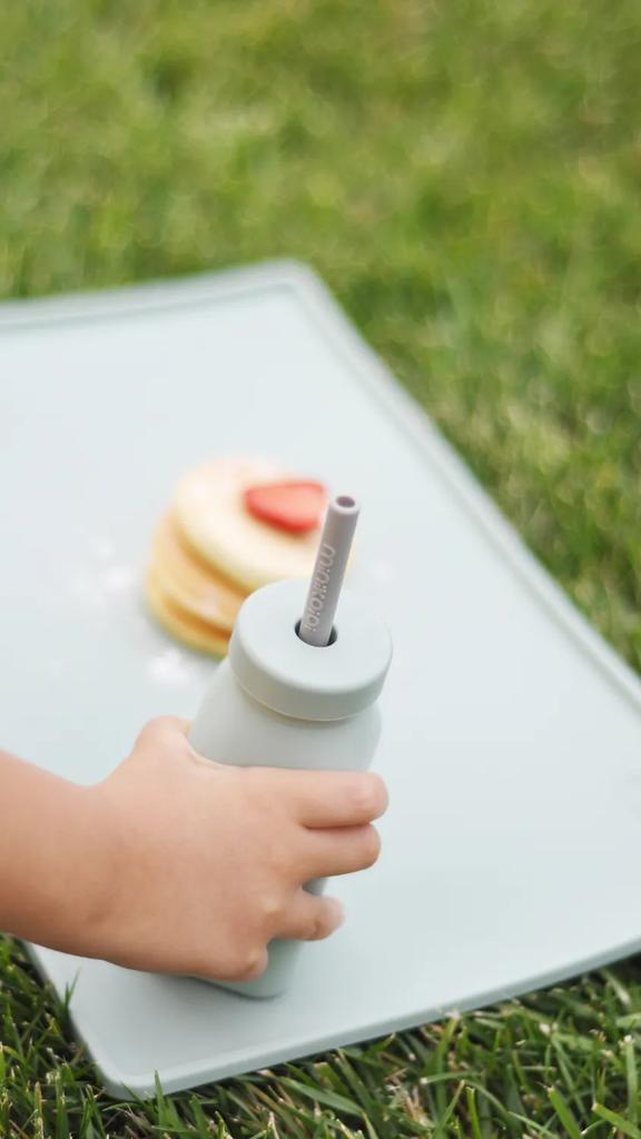 Silicone Children's Water Bottle Cup with Straw and Lid 200 ml 6m+ Green