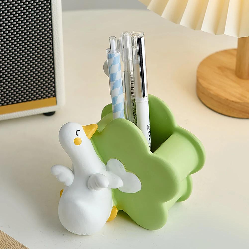 Minimalism Desktop Pen Container Storage Device Student Desktop Storage Desk Decoration Makeup Brush Storage Bottle